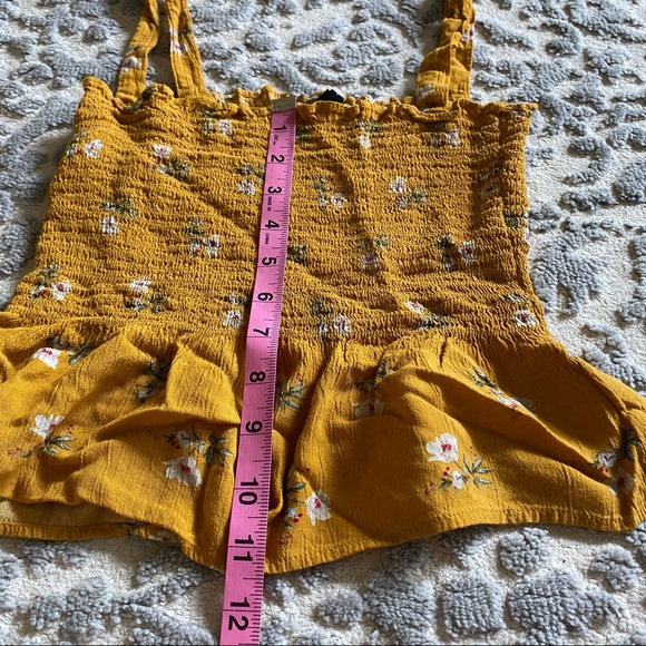 American Eagle smocked waist sleeveless crop top - golden yellow floral print - Picture 8 of 9